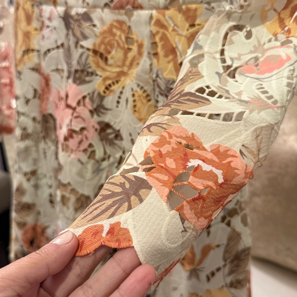 NWT Elliatt | Floral Lace Long Sleeve Dress eyelet embroidered embroidery - Picture 8 of 17